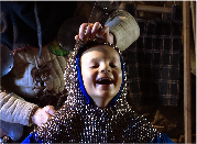 Photo d'un enfant déguisé en chevalier.